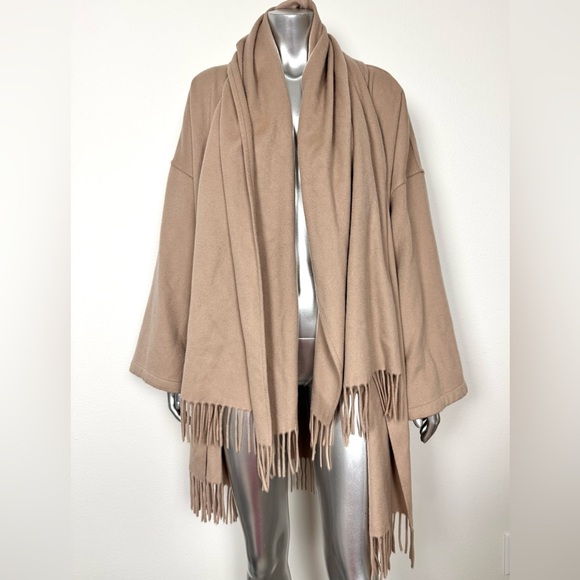 Salvatore Ferragamo 100% Cashmere Coat Poncho Travel Wrap Women’s One Size Beige - Picture 1 of 14